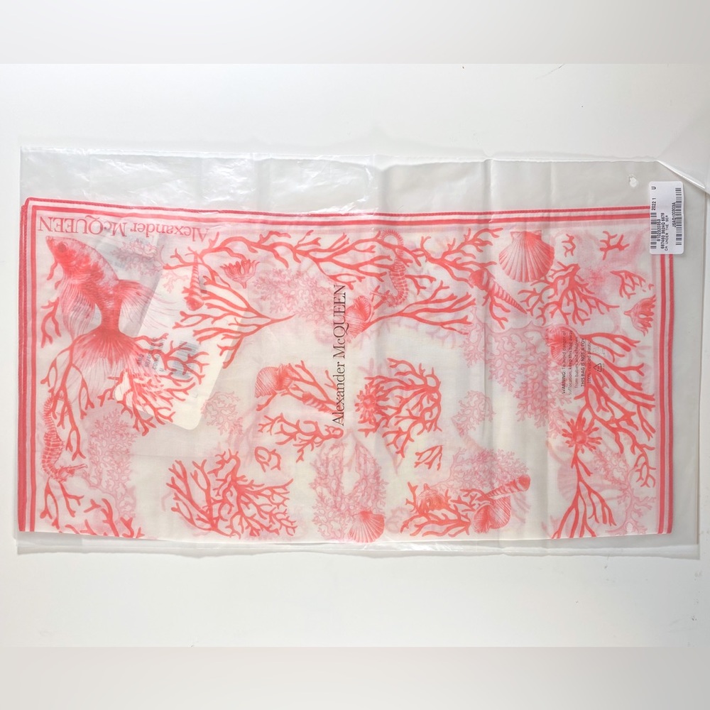 NWT Alexander McQueen “Under the Sea” Neck Scarf